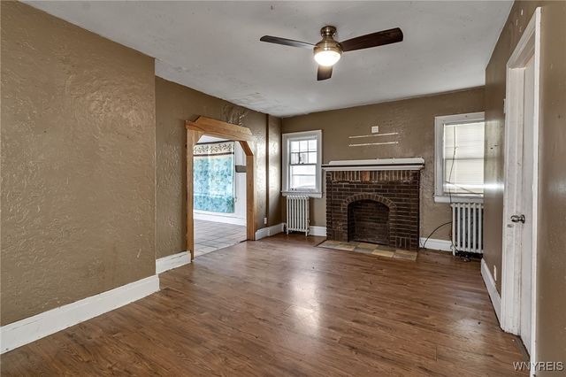 4006 Deveaux Street, Niagara Falls, NY 14305