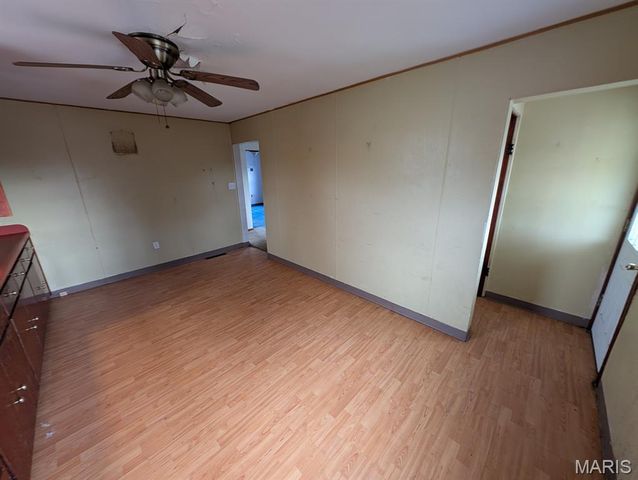 18 W Garfield Street, Belleville, IL 62220