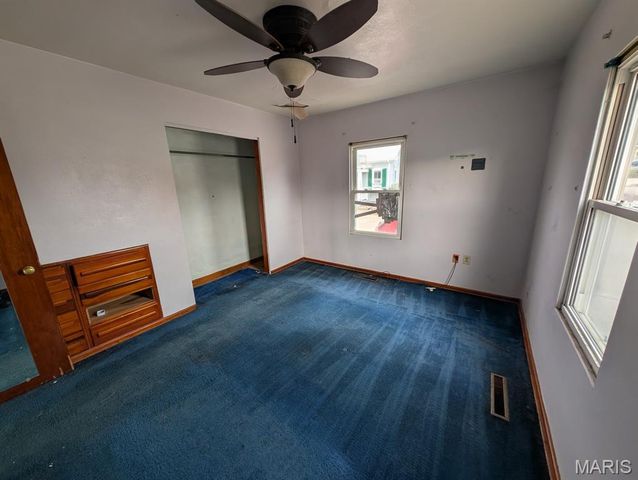 18 W Garfield Street, Belleville, IL 62220