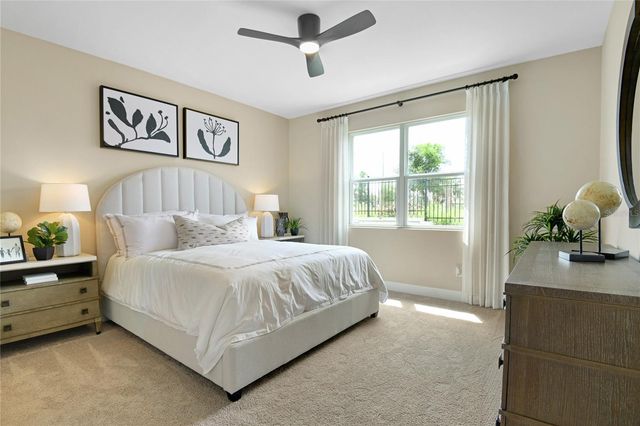 190 BLUE STAR COURT, Tavares, FL 32778