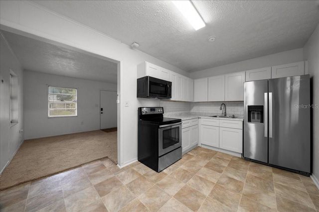 1708 E OHIO STREET, Plant City, FL 33563