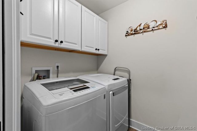 8008 Turf Way Trail, Sellersburg, IN 47111