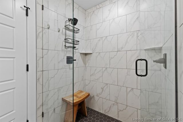 8008 Turf Way Trail, Sellersburg, IN 47111