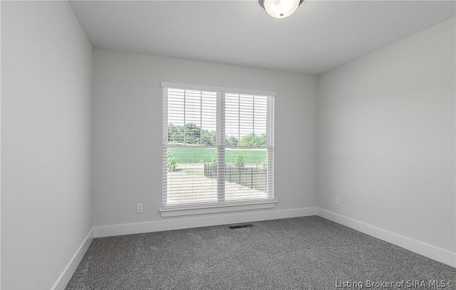 8008 Turf Way Trail, Sellersburg, IN 47111