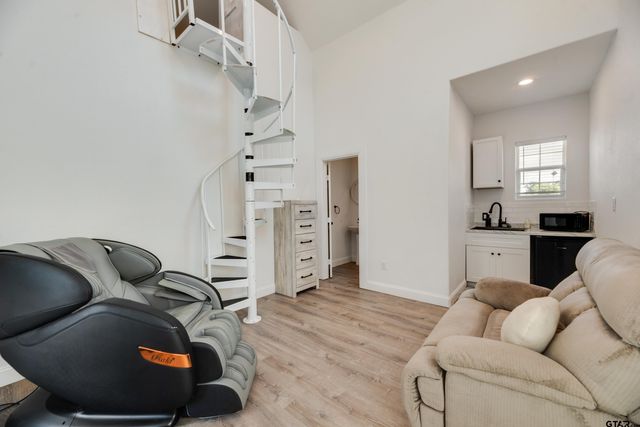 771 Vz County Road 2115, Canton, TX 75103