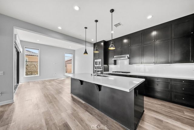 20752 Spruce, Porter Ranch, CA 91326