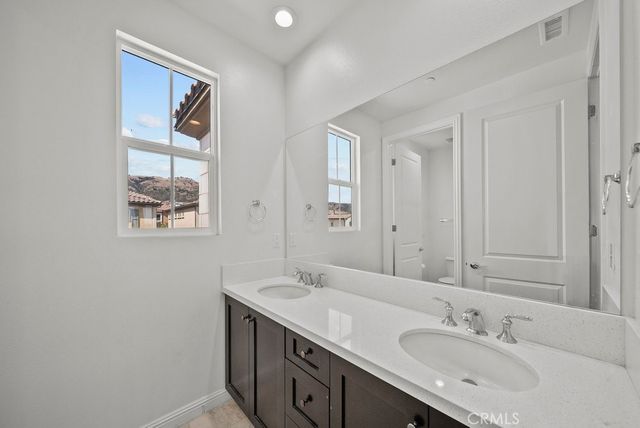 20752 Spruce, Porter Ranch, CA 91326