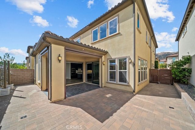 20752 Spruce, Porter Ranch, CA 91326