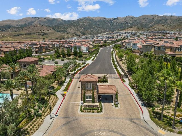 20752 Spruce, Porter Ranch, CA 91326