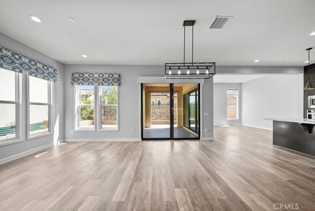 20752 Spruce, Porter Ranch, CA 91326
