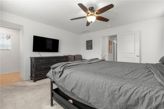 2476 Gunner Ridge, Rialto, CA 92377