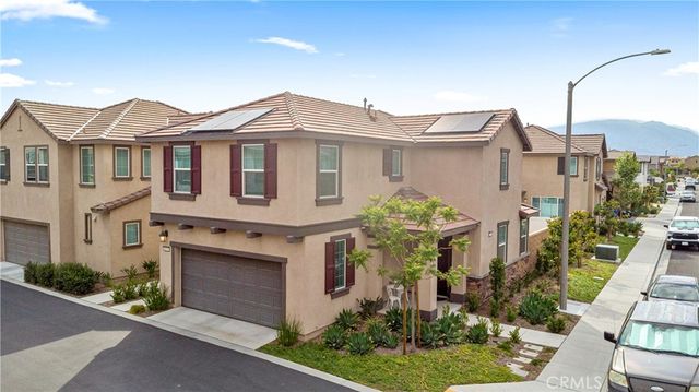 2476 Gunner Ridge, Rialto, CA 92377