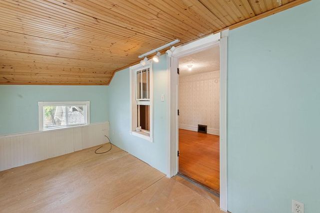 206 Carlton Avenue, Cloquet, MN 55720
