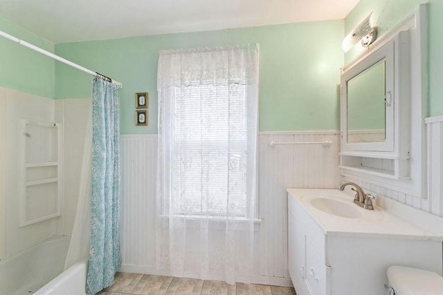 206 Carlton Avenue, Cloquet, MN 55720