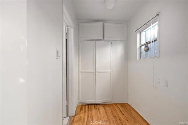 1283 S Dunsmuir, Los Angeles, CA 90019