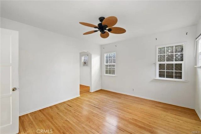 1283 S Dunsmuir, Los Angeles, CA 90019