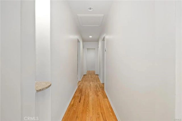 1283 S Dunsmuir, Los Angeles, CA 90019