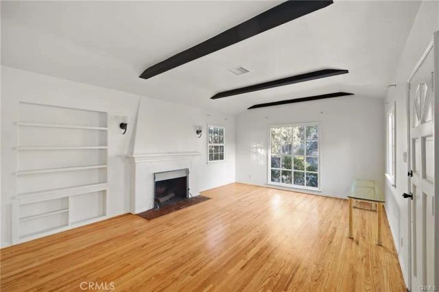 1283 S Dunsmuir, Los Angeles, CA 90019