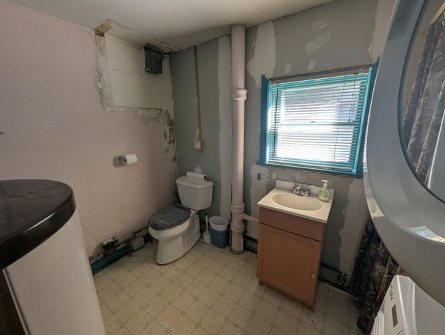 616 E Adolphus Avenue, Fergus Falls, MN 56537