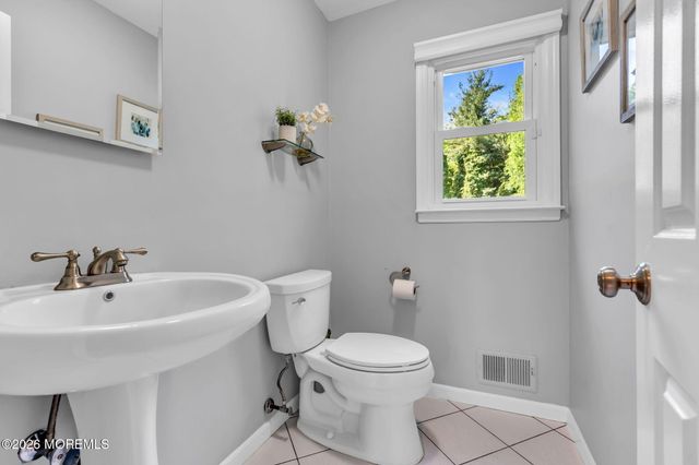 14 Scott Drive, Morganville, NJ 07751