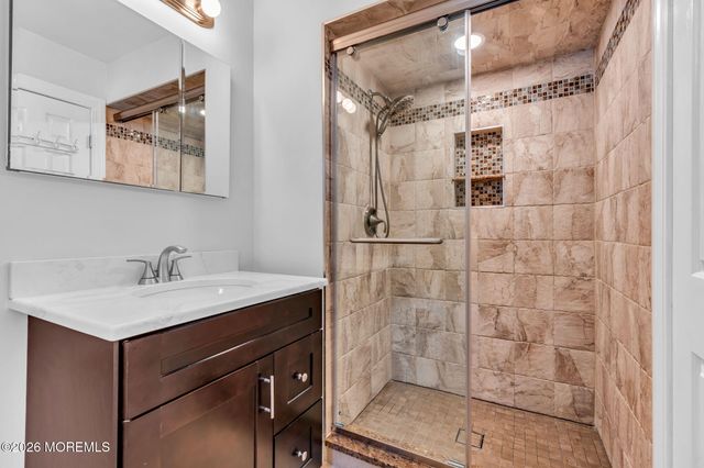 14 Scott Drive, Morganville, NJ 07751