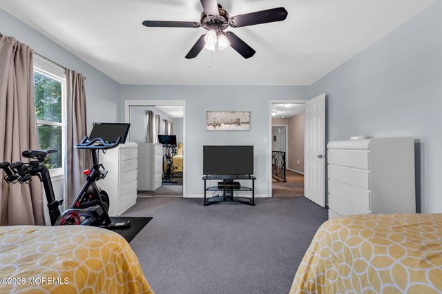 14 Scott Drive, Morganville, NJ 07751