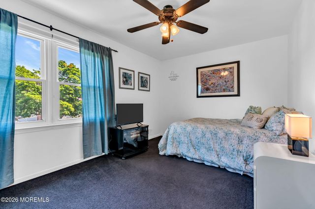 14 Scott Drive, Morganville, NJ 07751