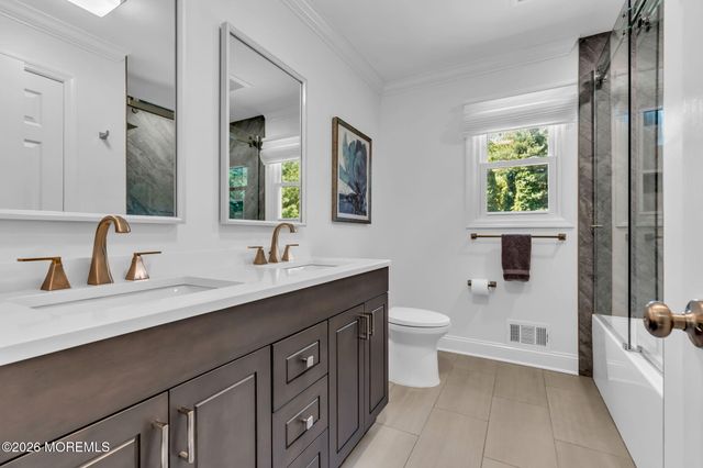 14 Scott Drive, Morganville, NJ 07751