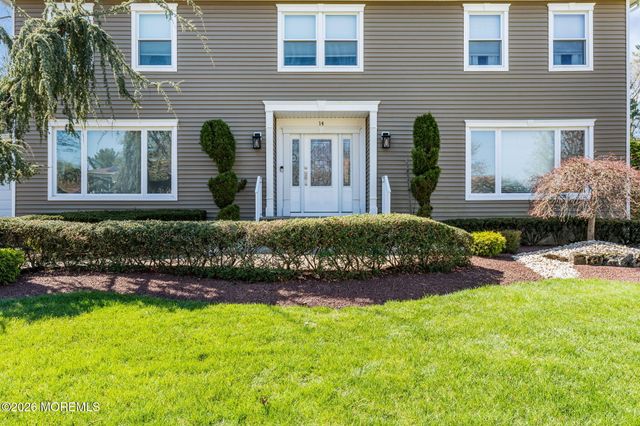14 Scott Drive, Morganville, NJ 07751
