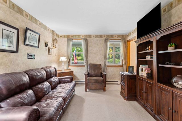 438 Pembroke Street, Pembroke, NH 03275