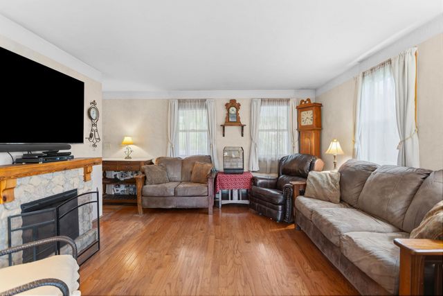 438 Pembroke Street, Pembroke, NH 03275
