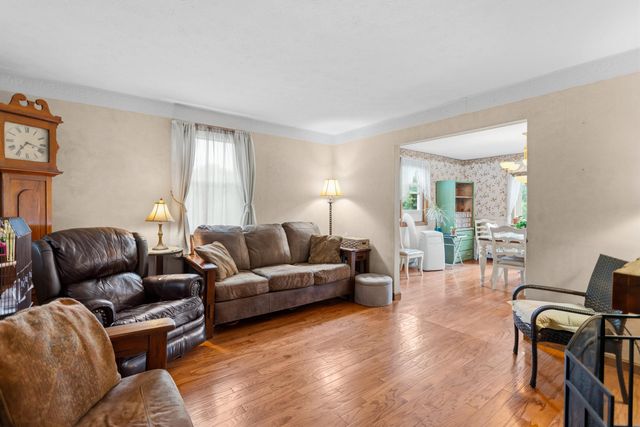 438 Pembroke Street, Pembroke, NH 03275