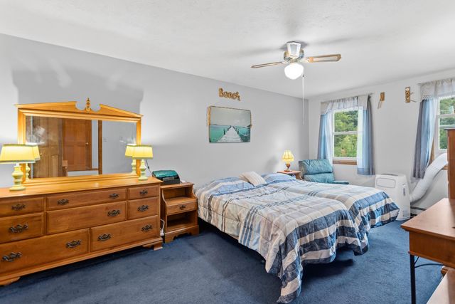 438 Pembroke Street, Pembroke, NH 03275