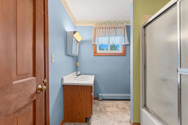 438 Pembroke Street, Pembroke, NH 03275