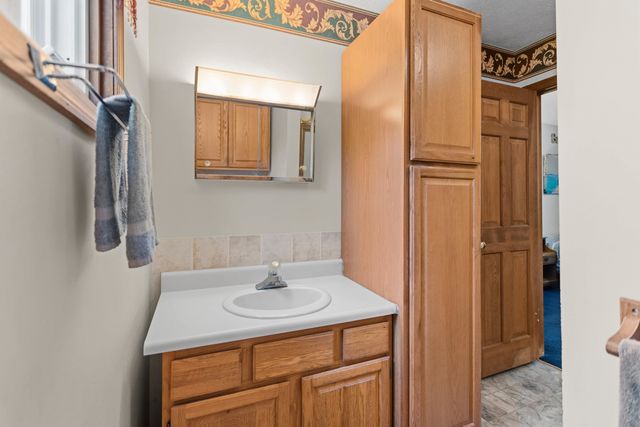 438 Pembroke Street, Pembroke, NH 03275