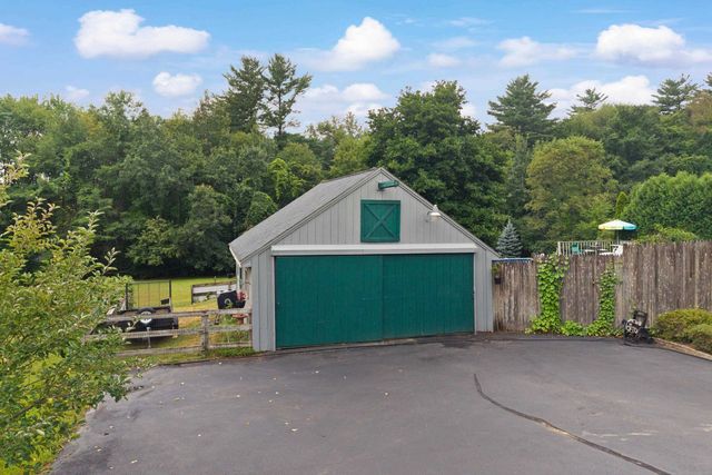 438 Pembroke Street, Pembroke, NH 03275
