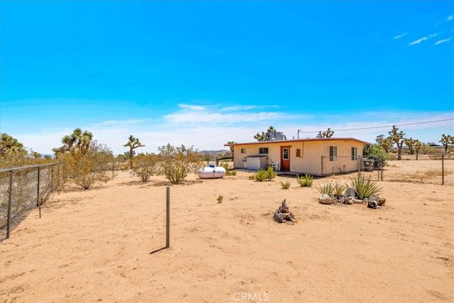 58382 Sunny Sands Drive, Yucca Valley, CA 92284