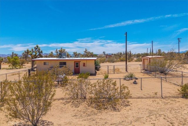 58382 Sunny Sands Drive, Yucca Valley, CA 92284