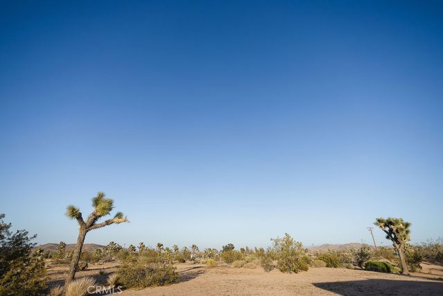 58382 Sunny Sands Drive, Yucca Valley, CA 92284