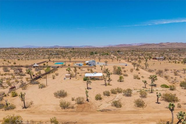 58382 Sunny Sands Drive, Yucca Valley, CA 92284