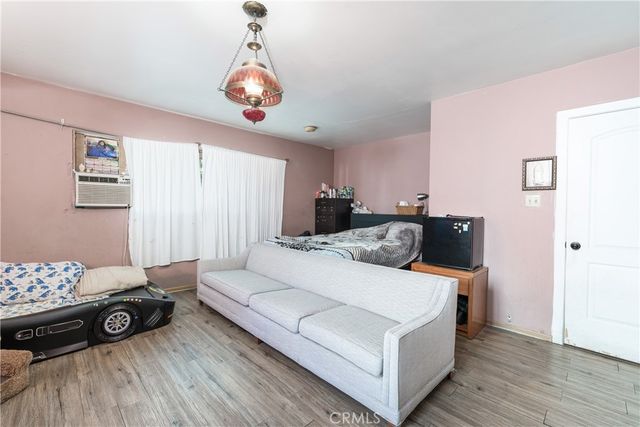 9205 Haddon Avenue, Sun Valley, CA 91352