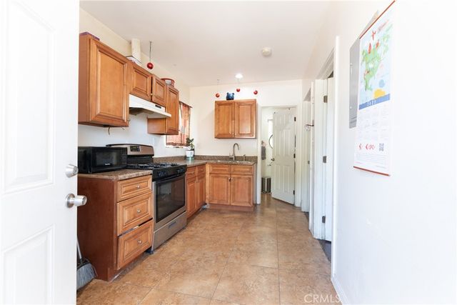 9205 Haddon Avenue, Sun Valley, CA 91352