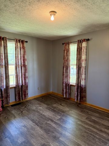 715 Clark Hollow Rd, Whitleyville, TN 38588