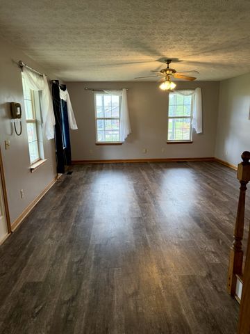 715 Clark Hollow Rd, Whitleyville, TN 38588