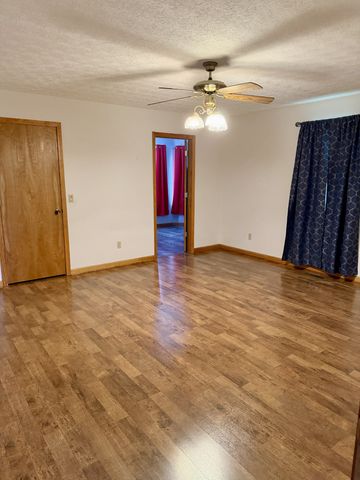 715 Clark Hollow Rd, Whitleyville, TN 38588