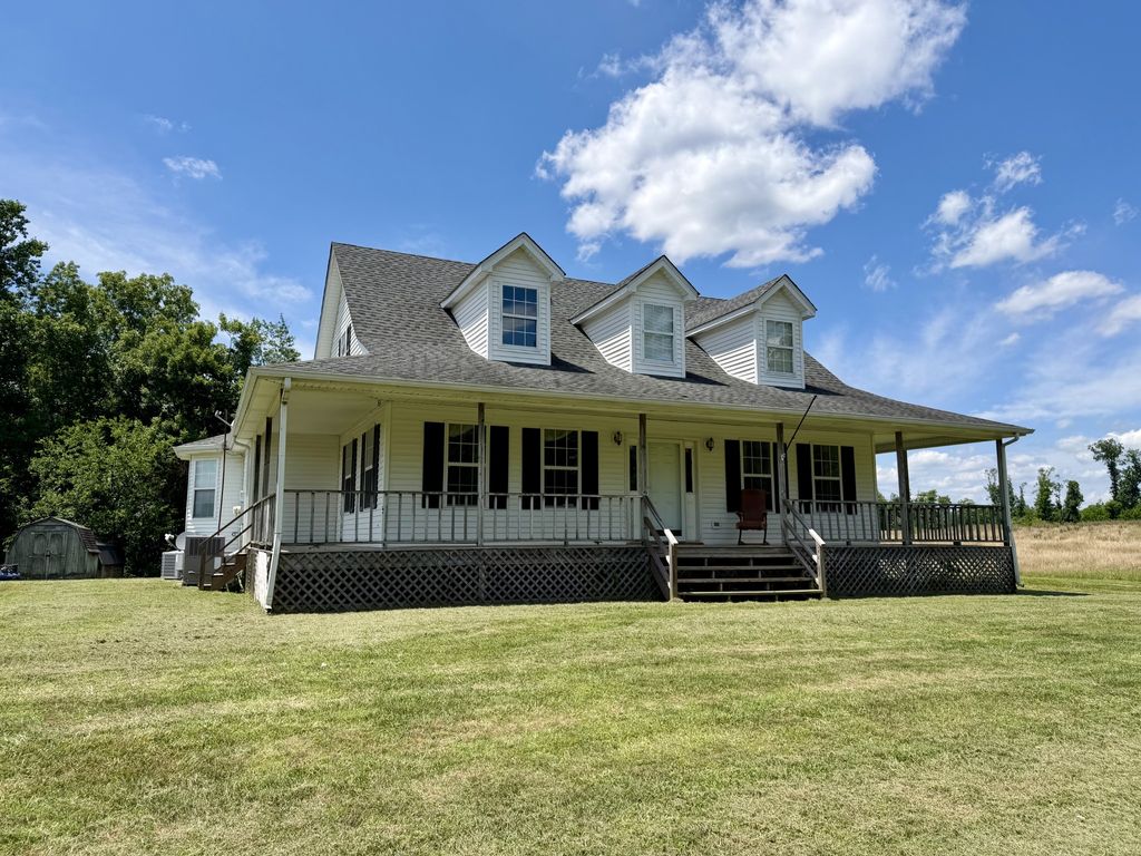 715 Clark Hollow Rd, Whitleyville, TN 38588