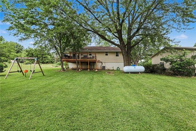 14308 Raymond Road, Kearney, MO 64060