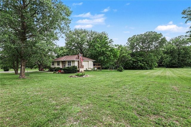 14308 Raymond Road, Kearney, MO 64060