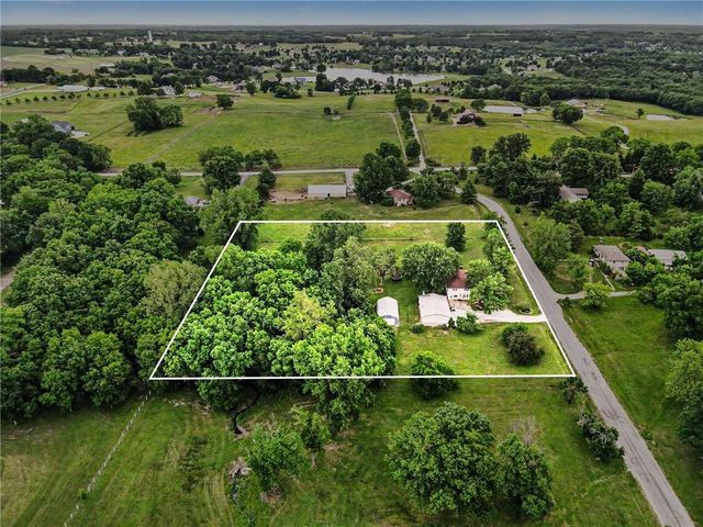 14308 Raymond Road, Kearney, MO 64060