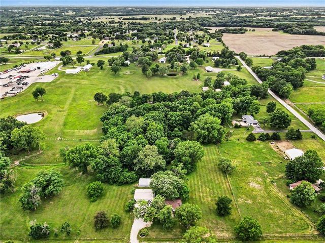 14308 Raymond Road, Kearney, MO 64060